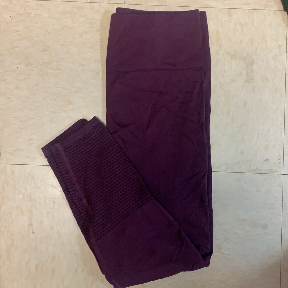 Medium Fabletics leggings